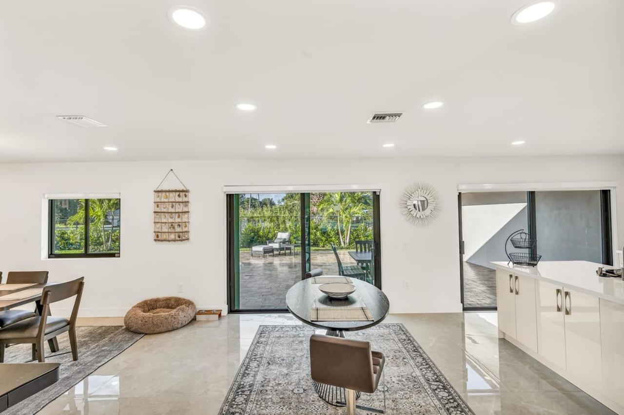 Sandals Beach Cottage Fort Lauderdale Exterior photo